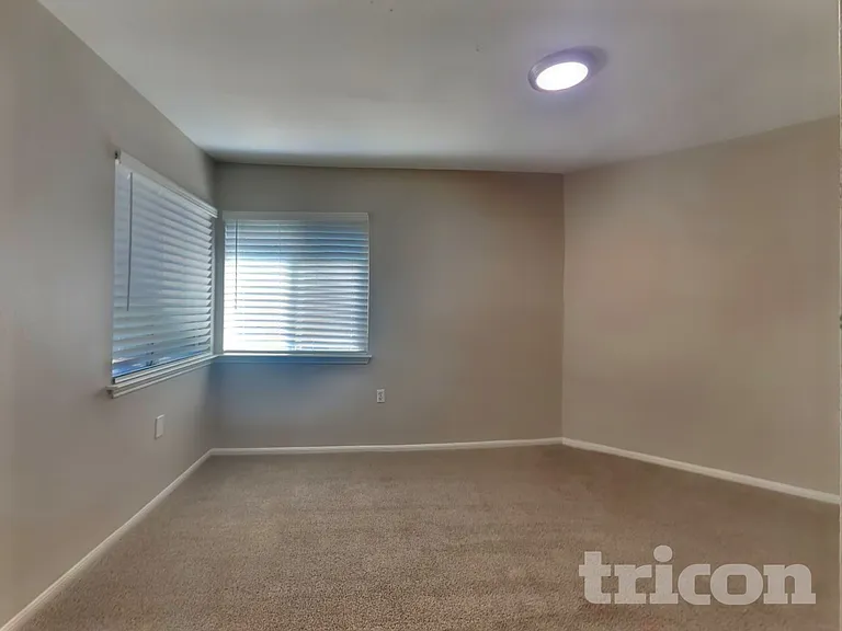 10139 Trappers Rdg — Photo 12