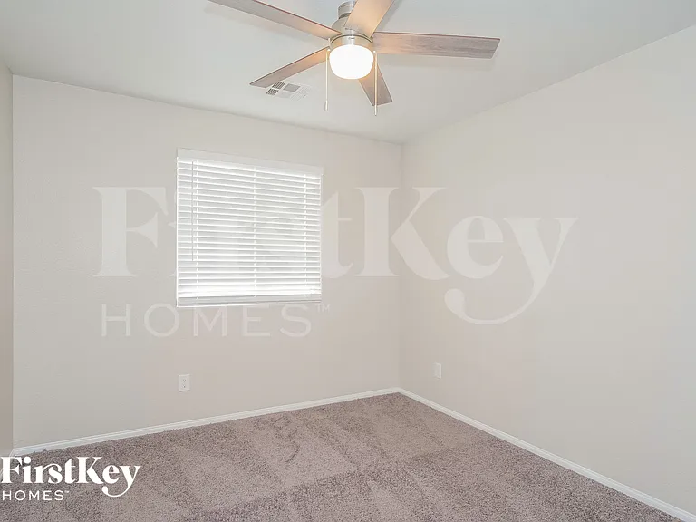 6710 Crystal Run Ln — Photo 10