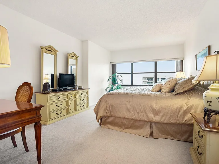 5000 N Ocean Blvd #1609 — Photo 6