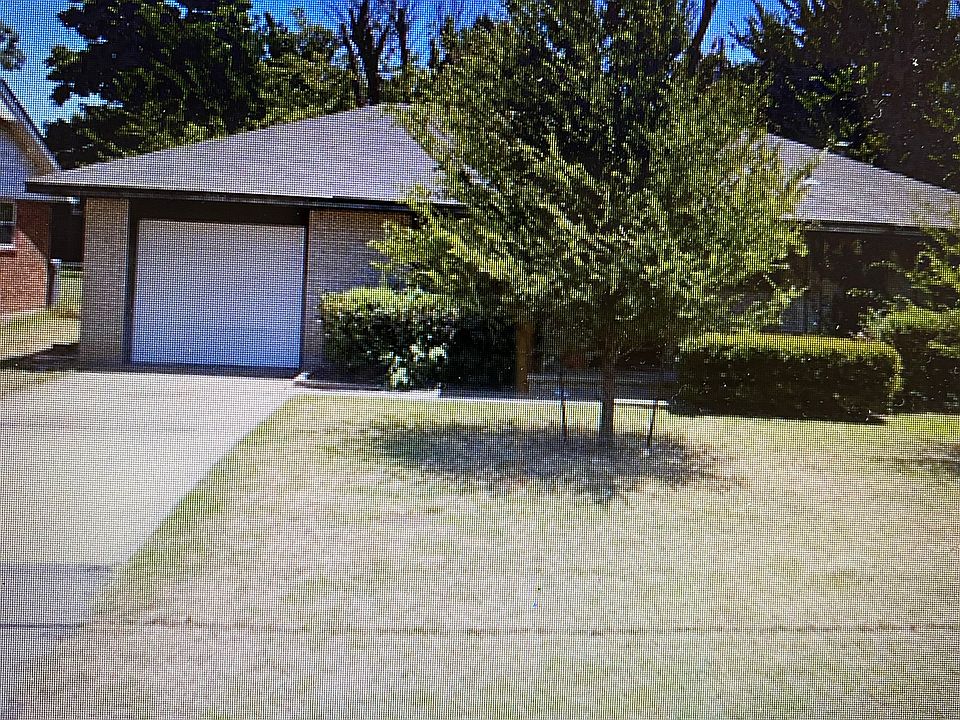 1st image of 3104 N Peniel Ave