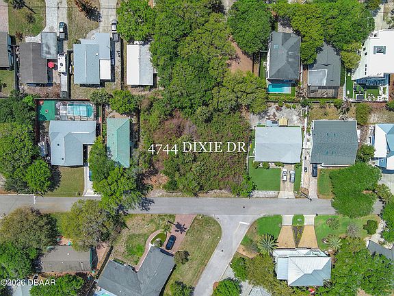 2nd image of 4744 Dixie Dr