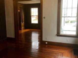 16 Young St #1, New Haven, CT 06511