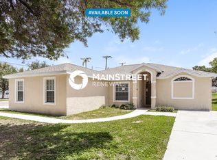708 12th St S, Saint Petersburg, FL 33705