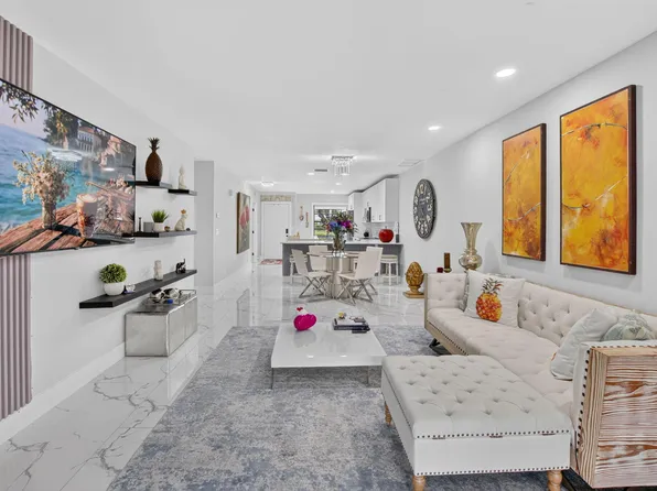 8967 Belle Aire Drive, Boca Raton, FL 33433