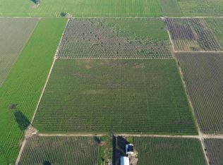 15910 N Locust Tree Rd, Lodi, CA 95240
