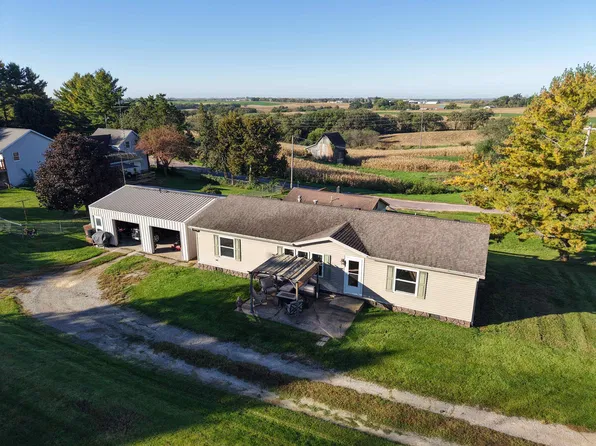 4037 Creamery St, Stitzer, WI 53825