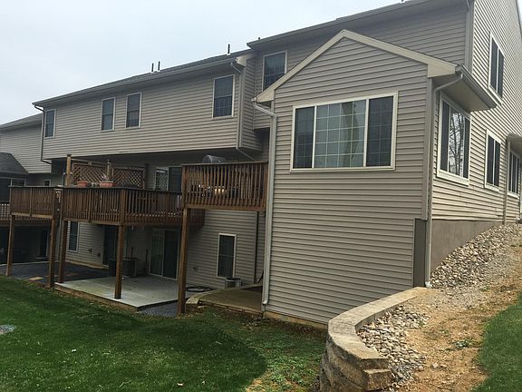 2nd image of 618A Oakwood Ave