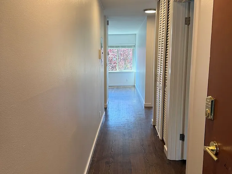 Century Terrace — Photo 55