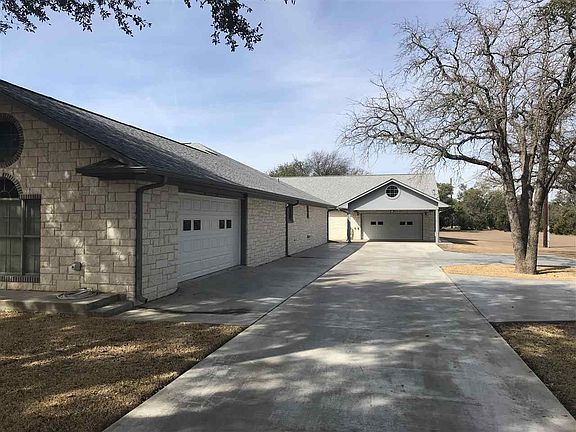 3rd image of 1690 County Road 116b