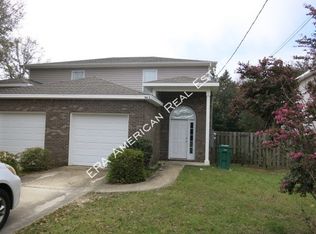 96 2nd Ave #C, Shalimar, FL 32579