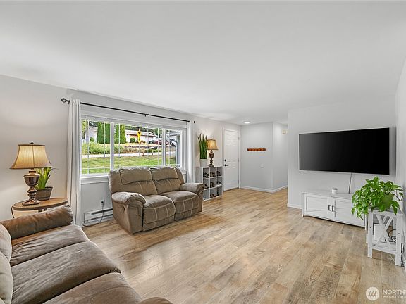 2nd image of 4325 Northgate Drive