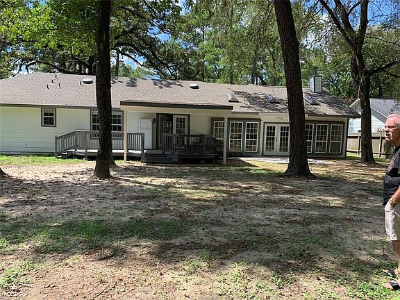 4th image of 210 Westwood North Dr