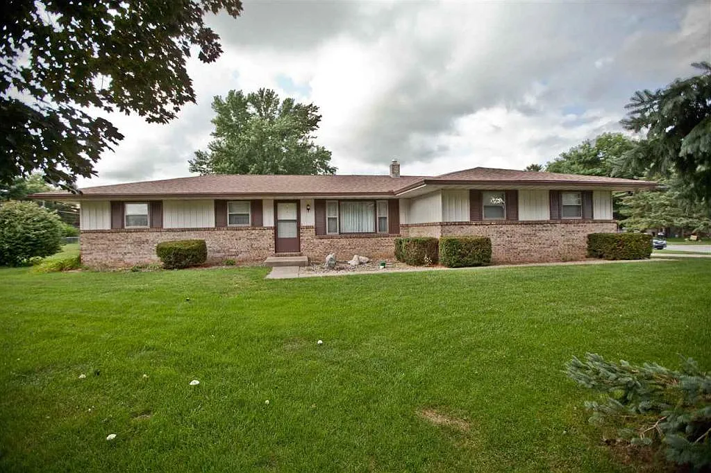 24383 Righter Ct photo 1