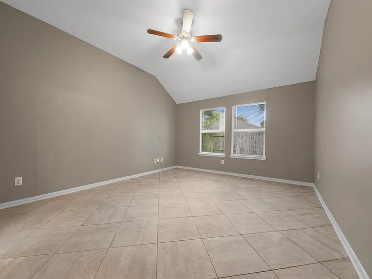 6803 Highwind Bend Ln — Photo 14