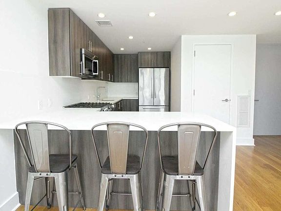 4th image of 4728 11th St #3A