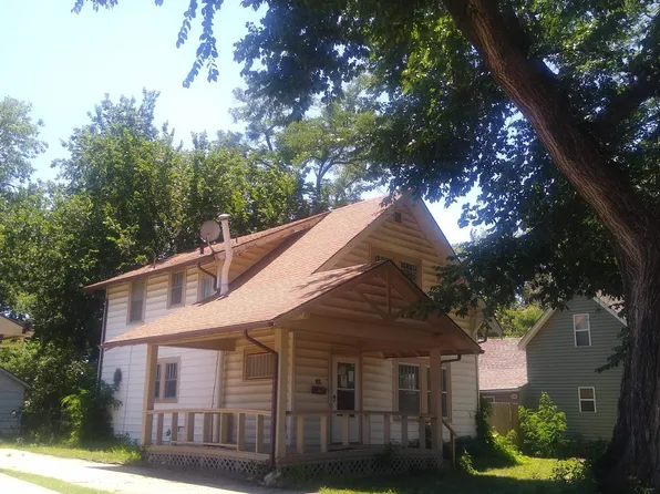 209 E Clark Ave, Augusta, KS 67010