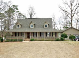 407 N Bay Dr, Lizella, GA