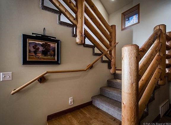 4th image of 2464 Deer Lake Dr #6B