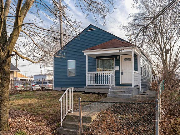 2nd image of 912 Seymour Ave