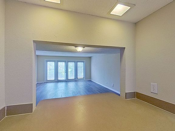 5th image of 6616 La Mirada Dr E Unit 8