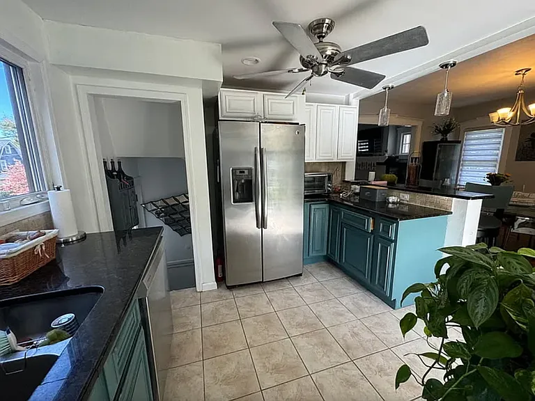 186 Selvage Ave — Photo 6