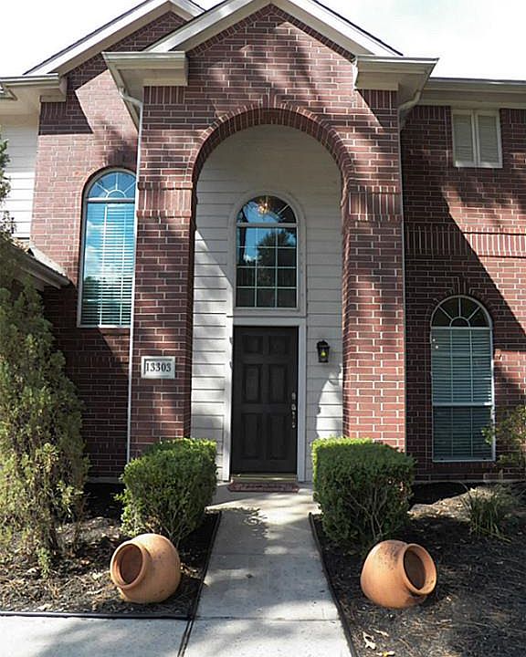 1st image of 13303 Yaupon Holly Ln