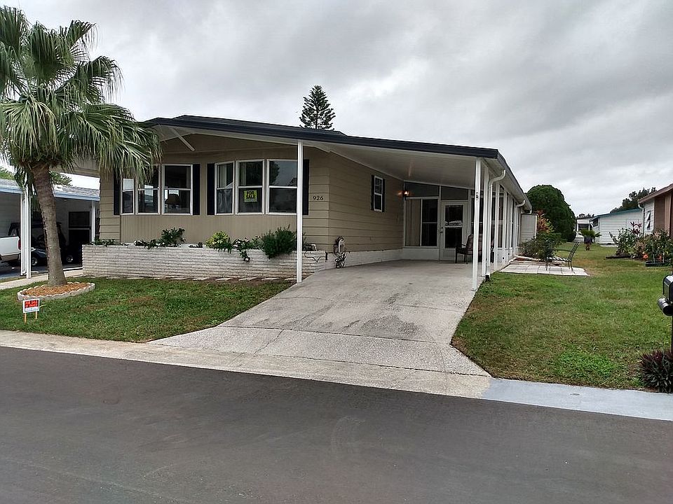 926 Pine Ridge Drive