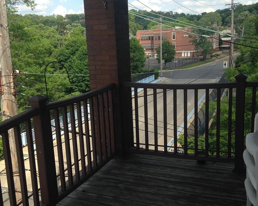 Front deck