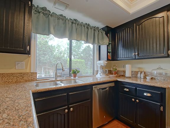4th image of 3690 Oak Haven Ln