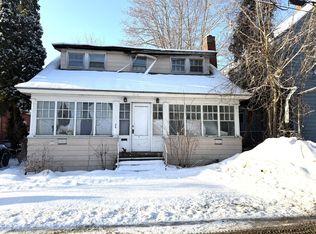 26 Redington St, Waterville, ME 04901