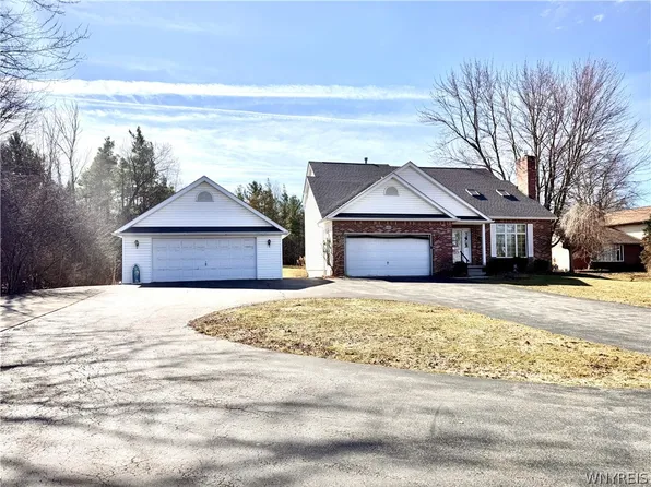 6400 Clinton St, Elma, NY 14059