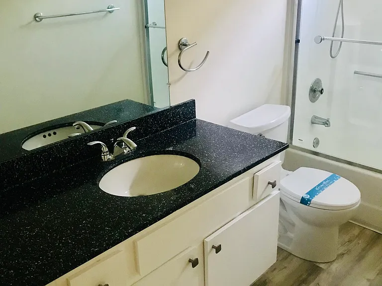 293 Tamarack Ave #F — Photo 6