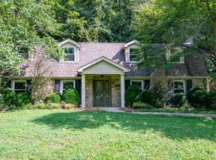 6220 Howardstown Rd, New Haven, KY 40051