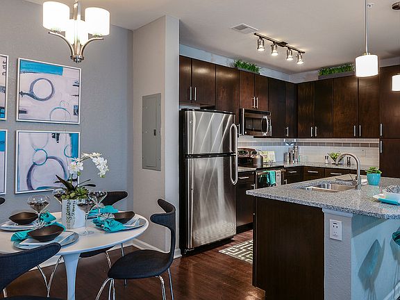 4th image of 3115 Grand Ave #404