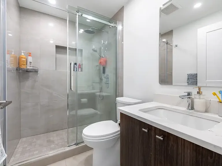 1201 Marinaside Cres #3102 — Photo 4