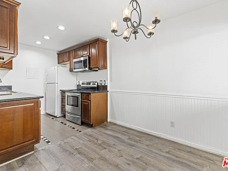10757 Hortense St #303 — Photo 4