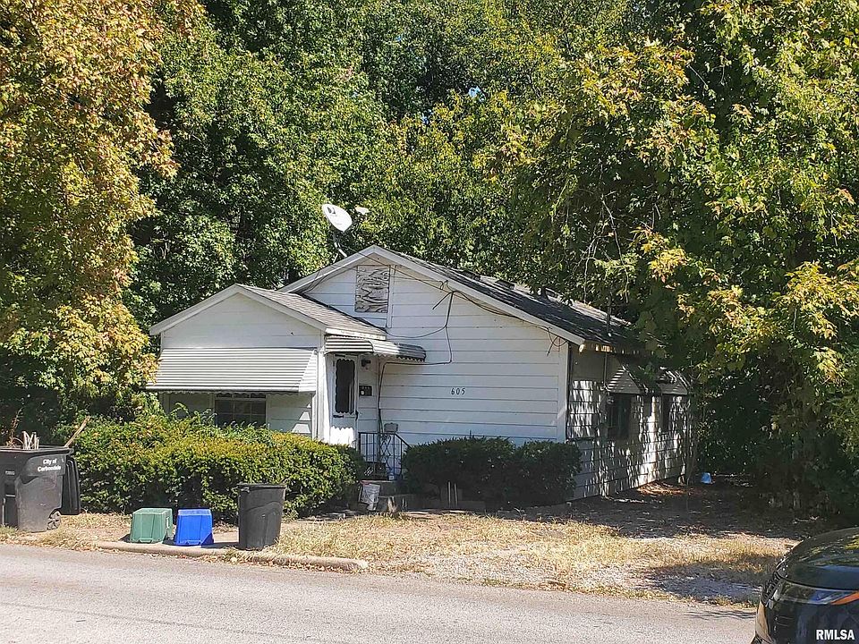 2nd image of 605 N Carico St