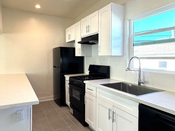 140 Olive St #131G, Glendale, CA 91206