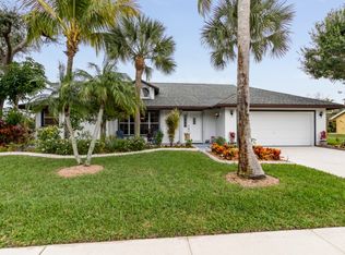 1432 Spanish Oak Way, Wellington, FL 33414