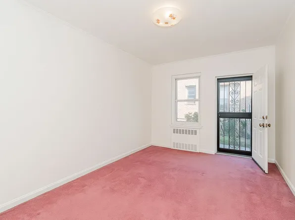 2367 East 28th Street image 9 of 22