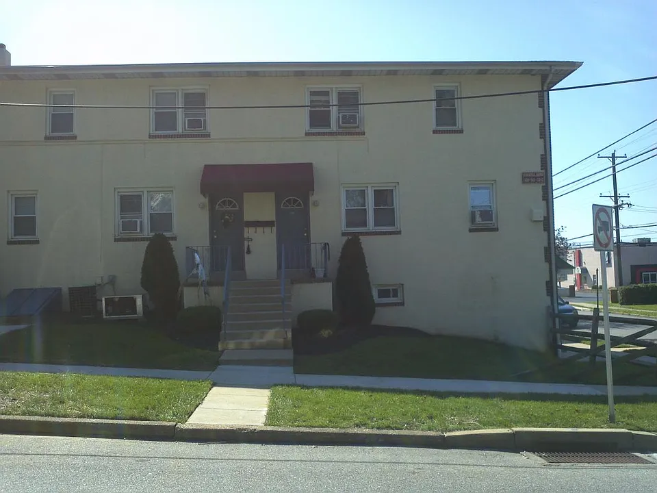 1065 Colwell Ln #3