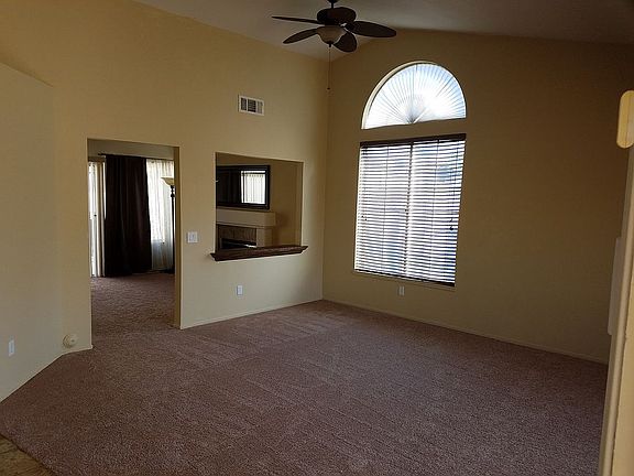 3rd image of 34410 Via Buena Dr