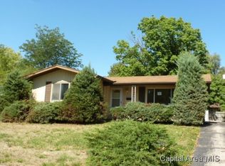 2253 Ramsey Rd, Springfield, IL 62702