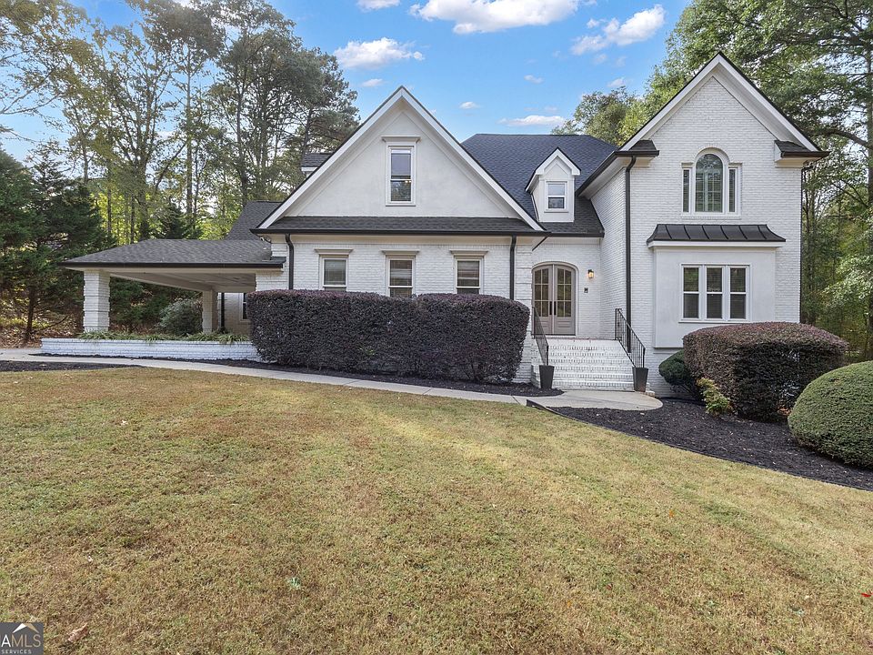 1st image of 135 Handshaker Ct