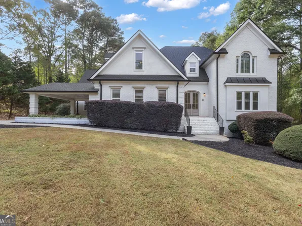 135 Handshaker Ct, Fayetteville, GA 30215