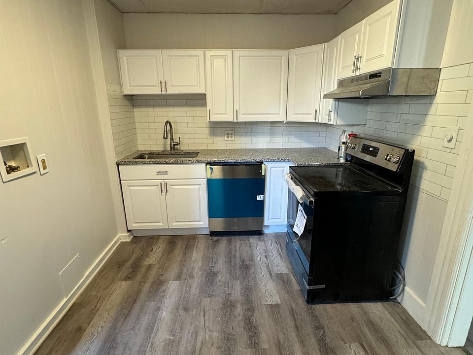 Kitchen everything brand new