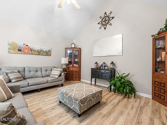 4th image of 7109 Allison Way
