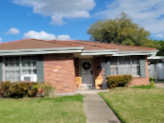2nd image of 1640 Tropic Dr
