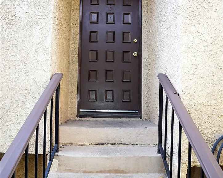 18954 Sherman Way #3 — Photo 5