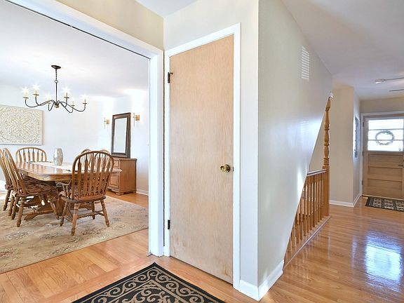 5th image of 3S053 Blackcherry Ln